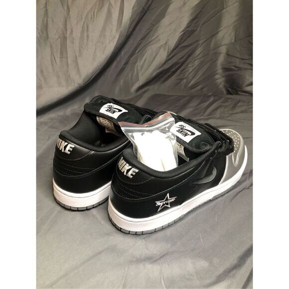 Nike SB Dunk Low  Metallic Silver and Black Men’s Size 9.5 - Picture 4 of 8